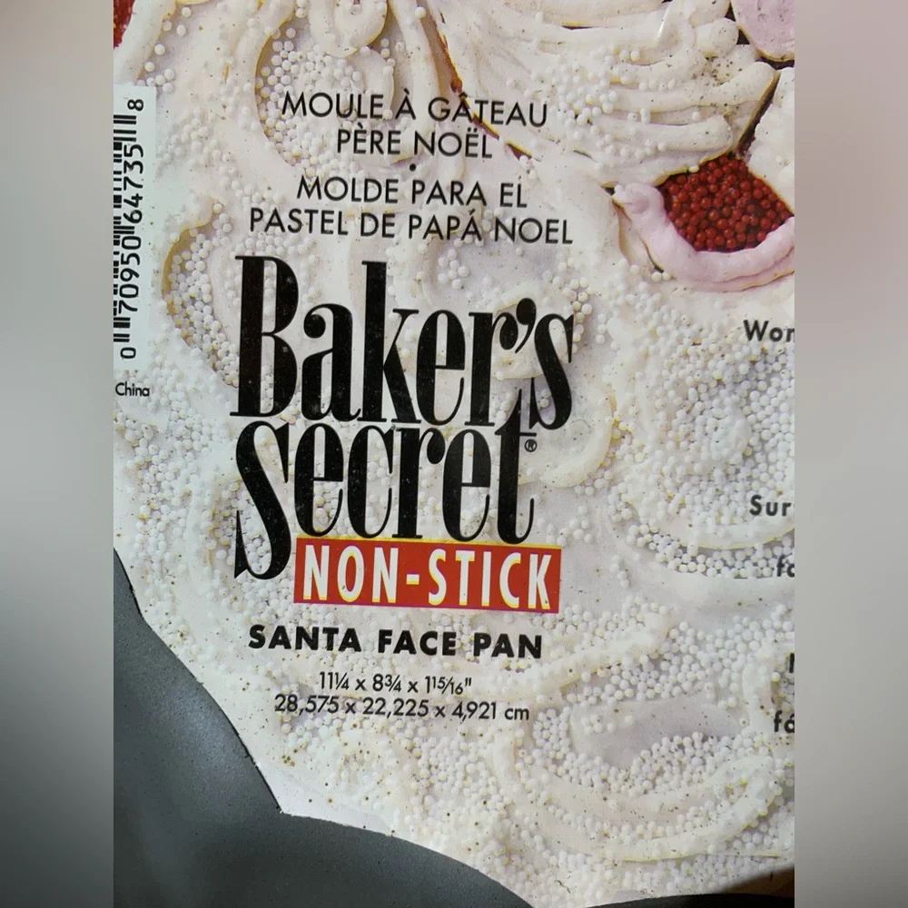 Baker's Secret Santa Face Cake Pan Christmas Non-Stick Holiday Bakeware Vintage